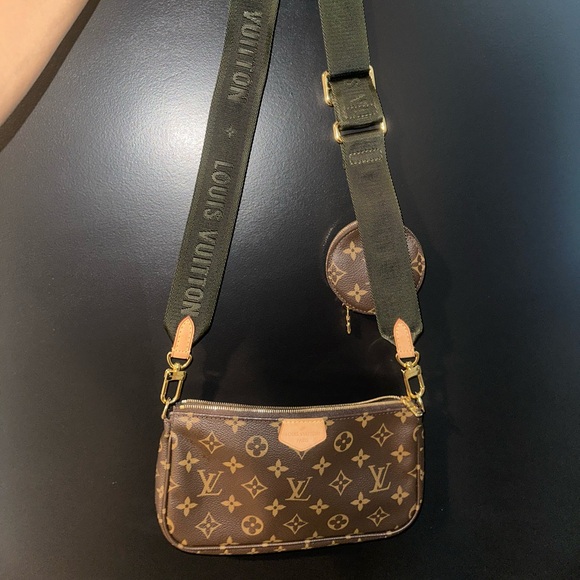 Brown Louis Vuitton Pochette Accessoires bag - Picture 3 of 6